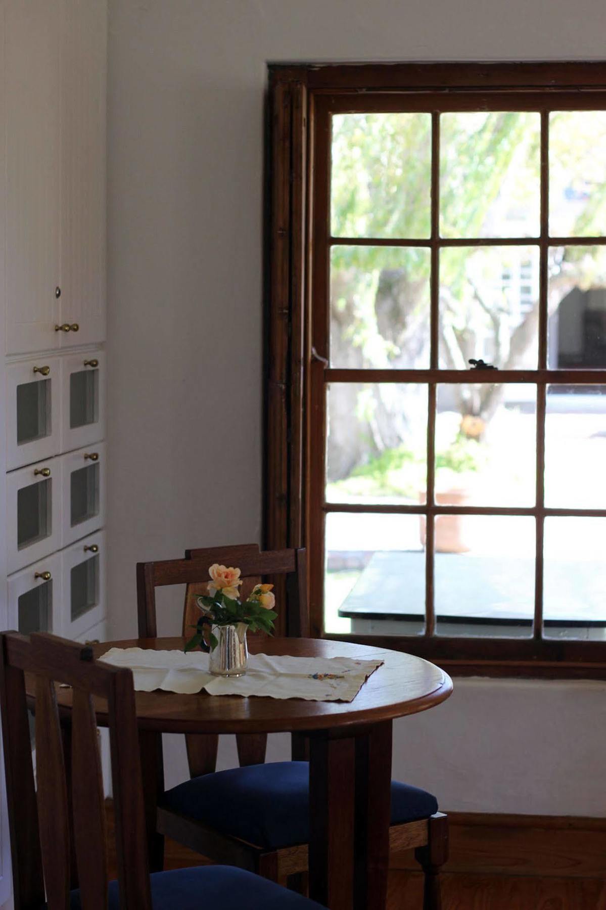 The Stanford Hotel エクステリア 写真